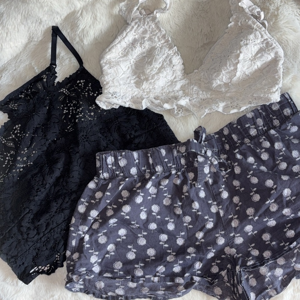 Aerie Black White Lace Bras Bralette Intimates Shorty Shorts Flirty XS Gap Body